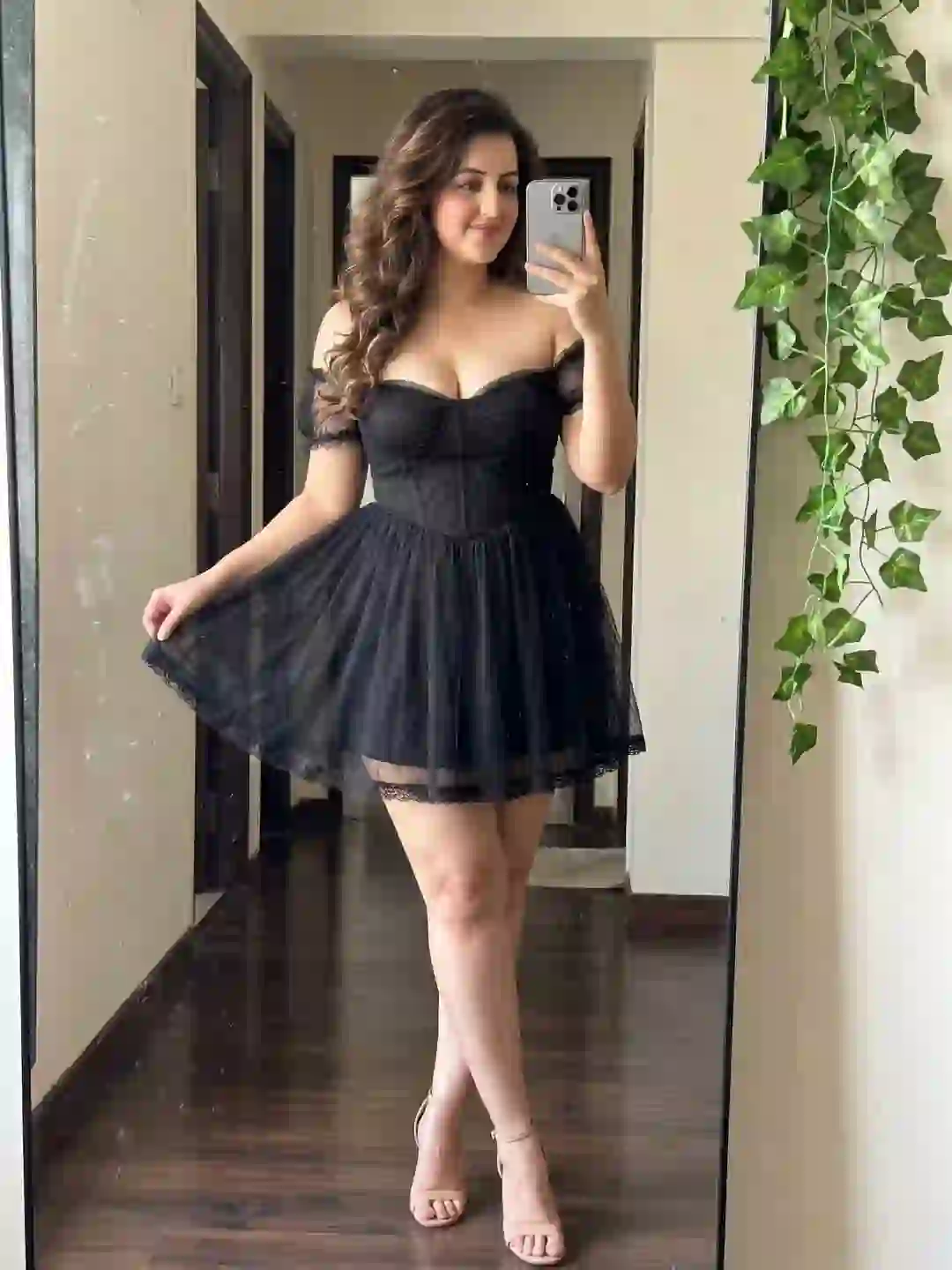 Marathi Escorts
